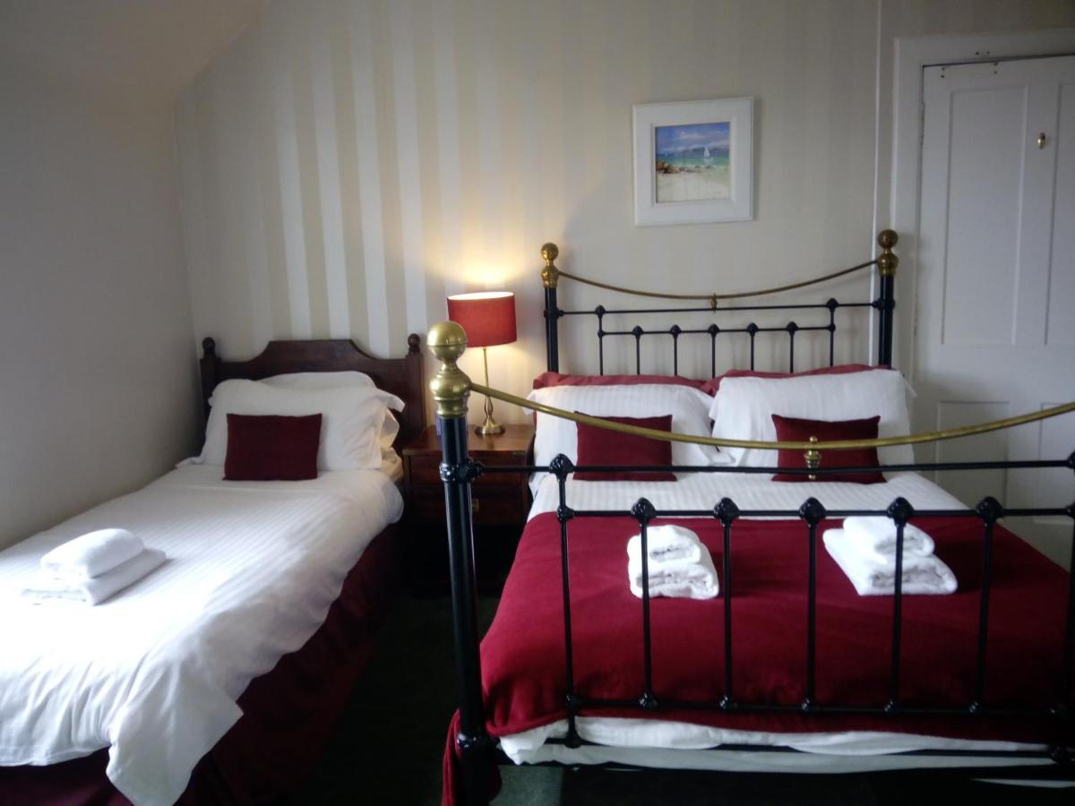 Grantown-on-Spey杜娜兰宾馆住宿加早餐旅馆 外观 照片